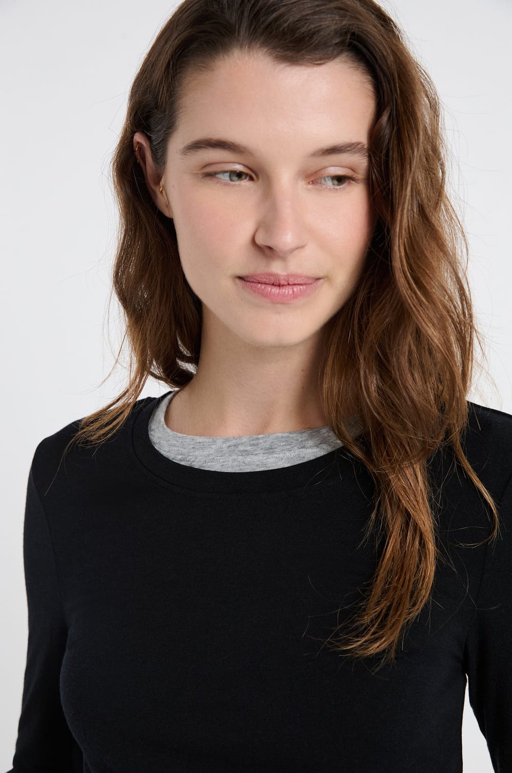 T-shirt col rond avec laine;${refinementColor}