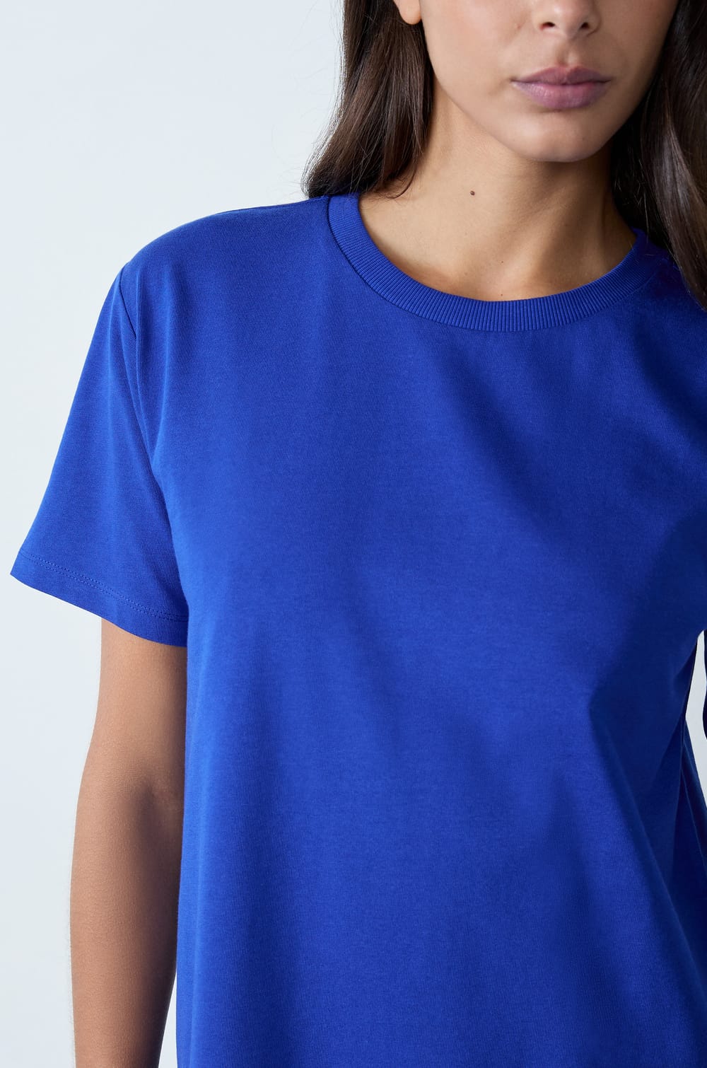 Wide Short Dress;${refinementColor}