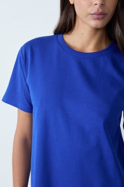 Wide Short Dress;${refinementColor}