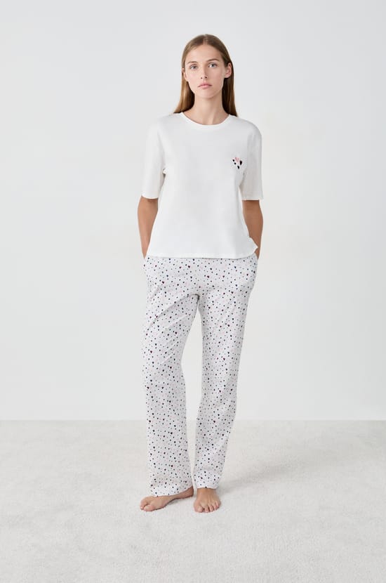 3-Piece Pajamas;${refinementColor}