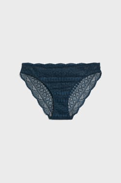 Culotte en dentelle;${refinementColor}
