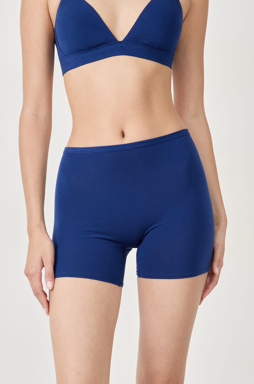 Short de algodón orgánico elástico;${refinementColor}