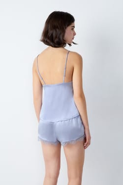 Top de seda con detalles de encaje;${refinementColor}