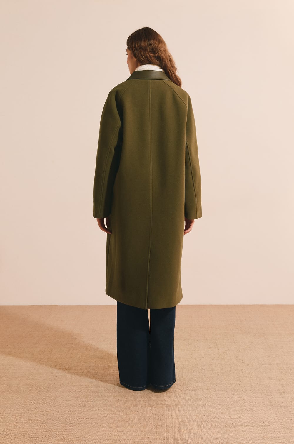 Manteau long droit avec boutons;${refinementColor}