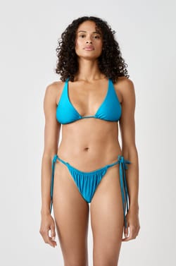 Triangle haut de maillot;${refinementColor}