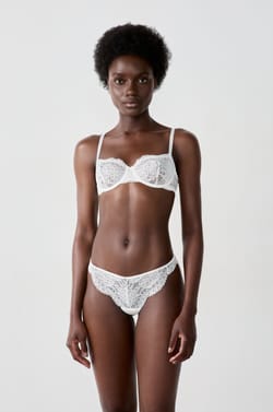 Lace Thong;${refinementColor}