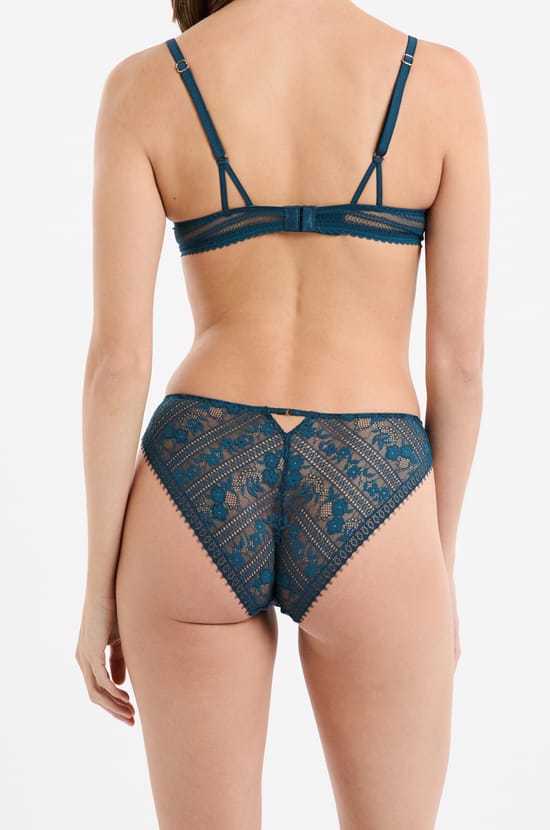 Lace Briefs;${refinementColor}