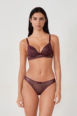 Culotte en dentelle;${refinementColor}