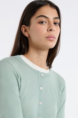 Cardigan 100% laine;${refinementColor}