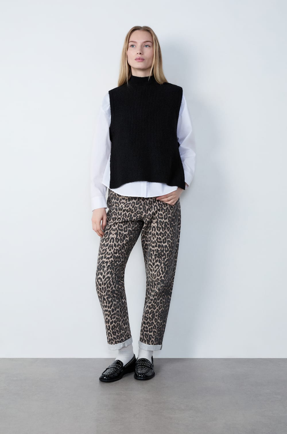 Sleeveless High Neck Tie-Front Sweater;${refinementColor}
