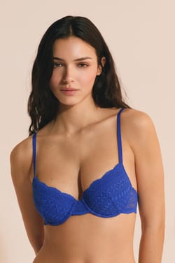Bra no. 4 - the lightly lined demi bra;${refinementColor}