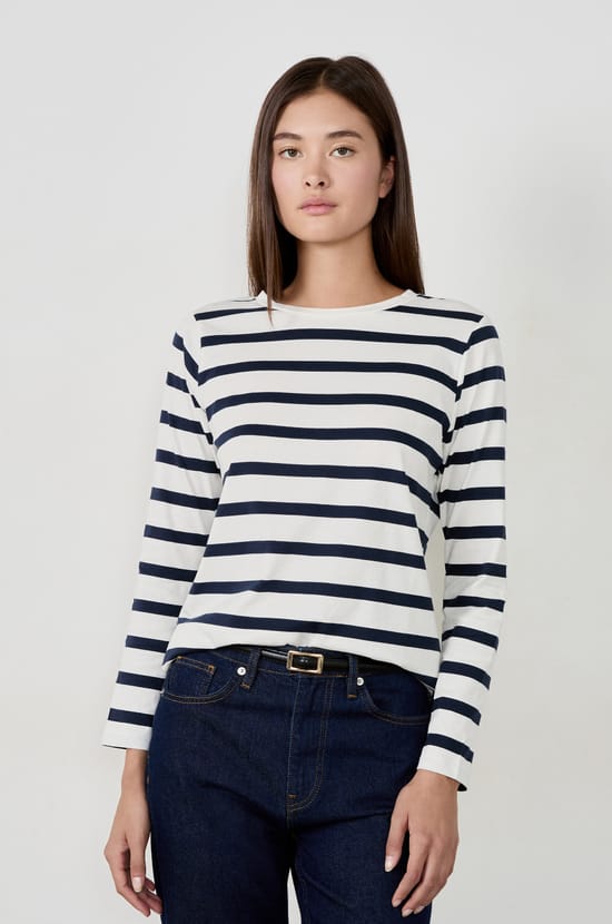 T-shirt manches longues à rayures;${refinementColor}