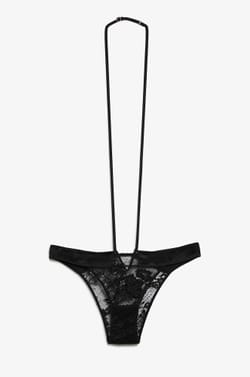 Tanga chocker en dentelle française;${refinementColor}