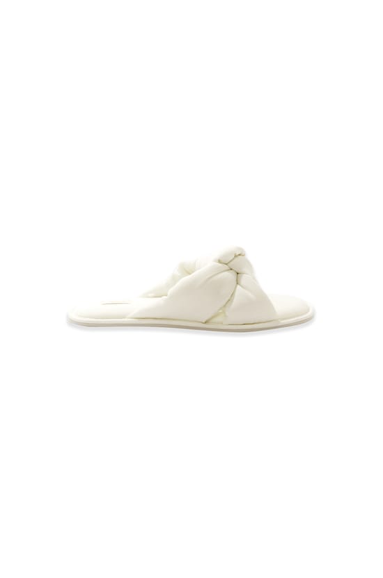 Chaussons tongs;${refinementColor}