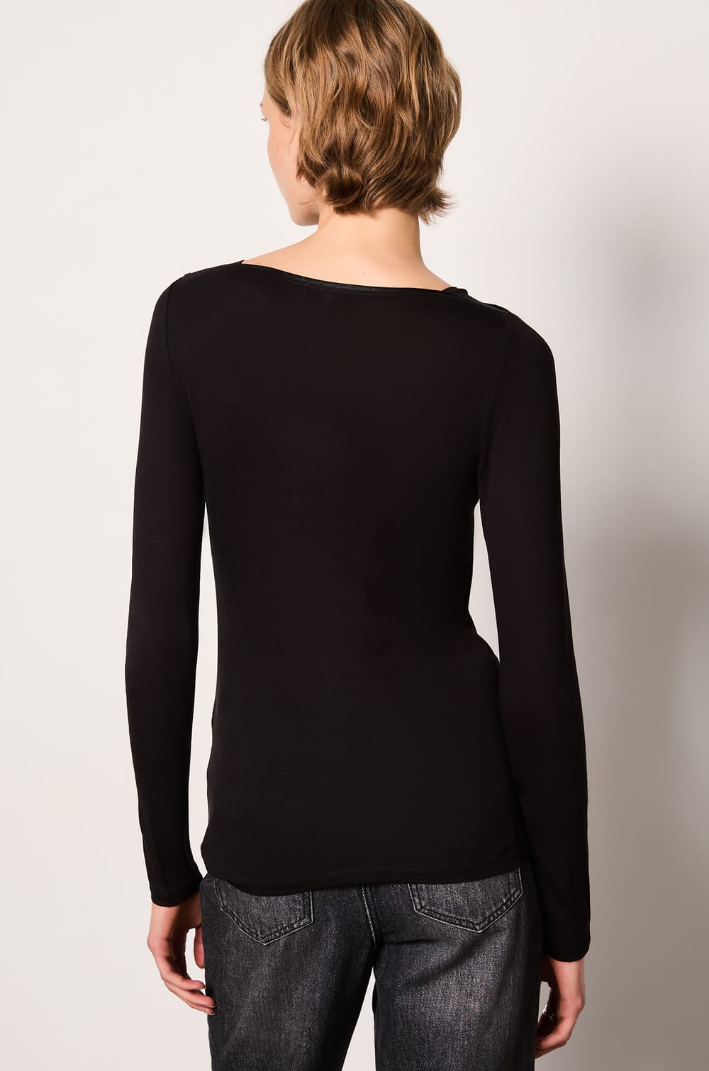 Long Sleeve T-Shirt;${refinementColor}