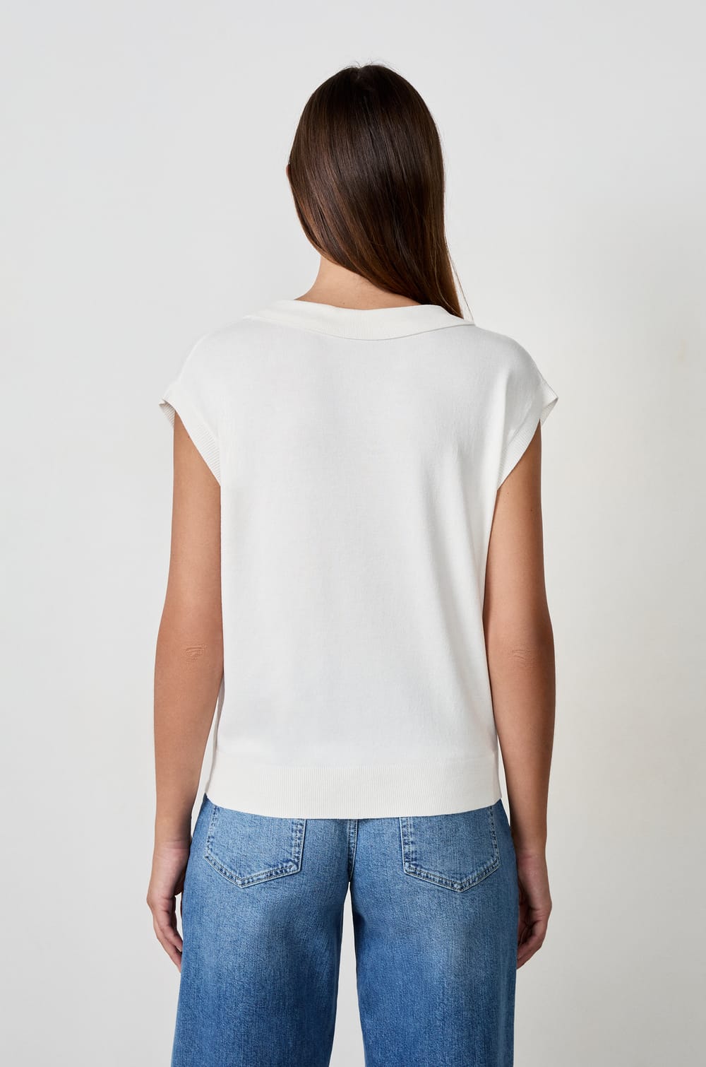 Pull polo sans manches;${refinementColor}