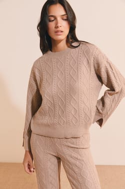 Pull en maille;${refinementColor}