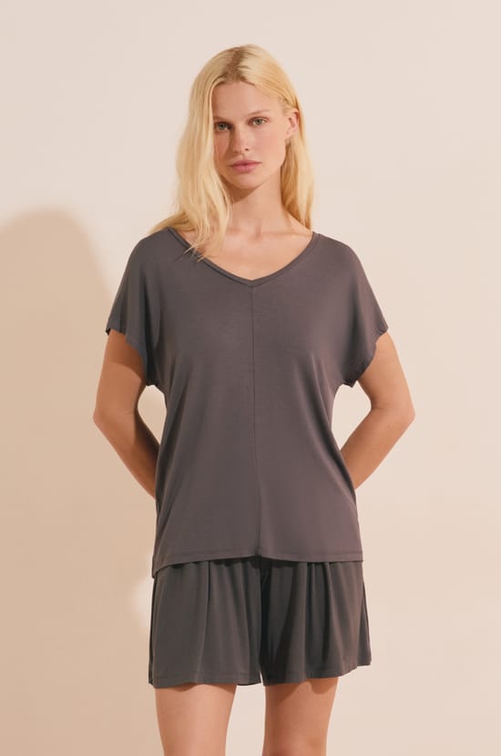 Top de manga corta liso de modal;${refinementColor}