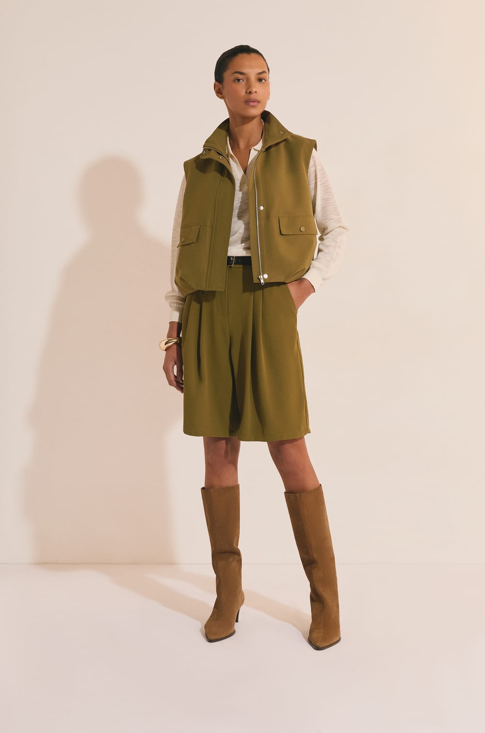 Veste sans manches col montant;${refinementColor}