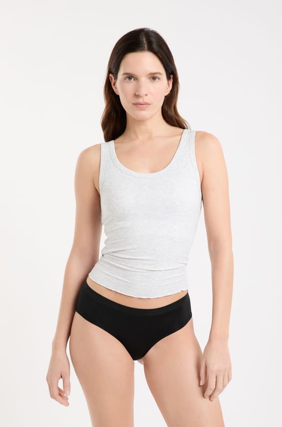 Shorty sans couture;${refinementColor}