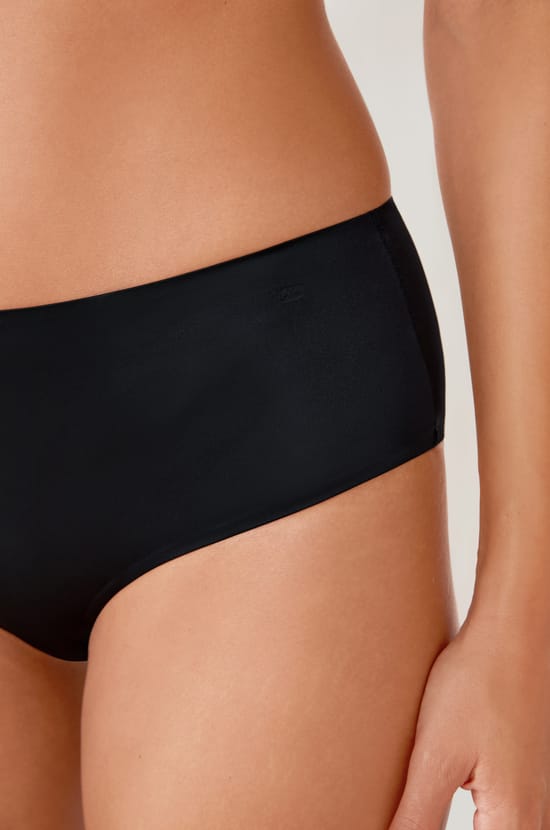 Shorty en microfibre satin&eacute;e;${refinementColor}