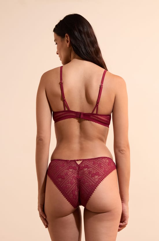 Soutien-gorge N.2 - Le push-up plongeant en dentelle;${refinementColor}