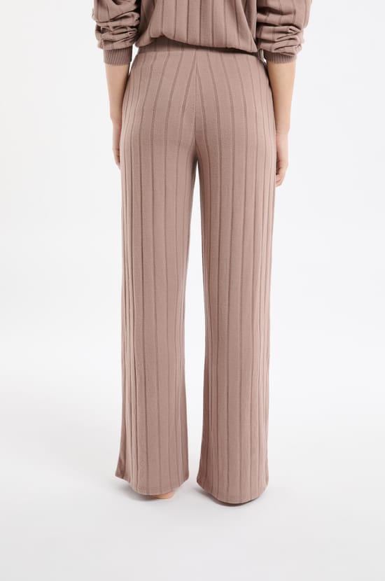 Weite Pyjama-Hose;${refinementColor}