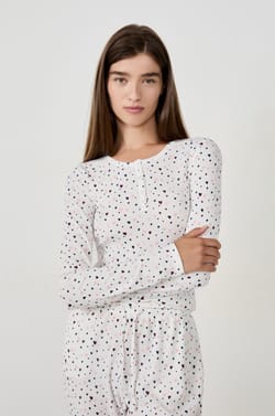 T-shirt de pyjama imprimé cœurs;${refinementColor}