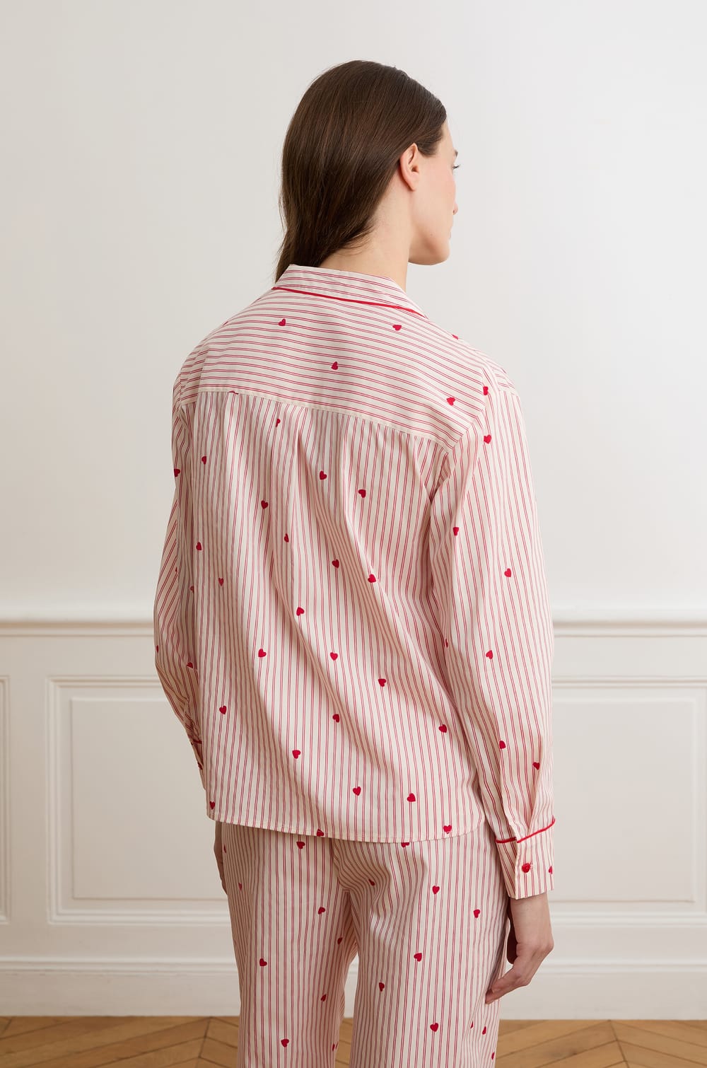 Chemise &agrave; rayures et c&oelig;urs avec coton;${refinementColor}