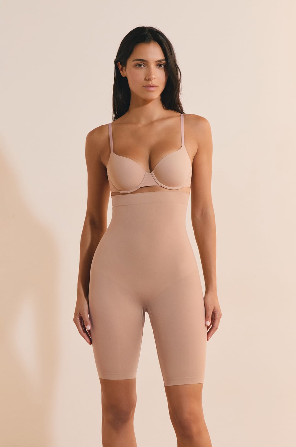 Panty sculptant taille haute;${refinementColor}