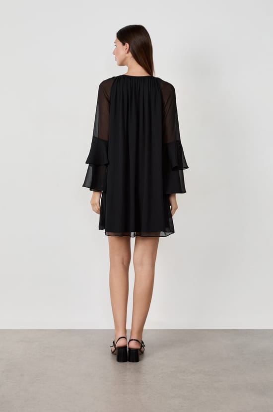 Short dress with ruffled sleeves;${refinementColor}