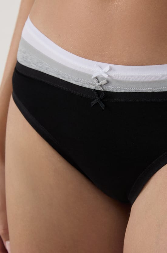 Pack of 7 Cotton Thongs;${refinementColor}