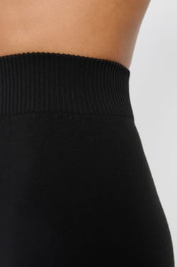 Thermal Material Leggings;${refinementColor}