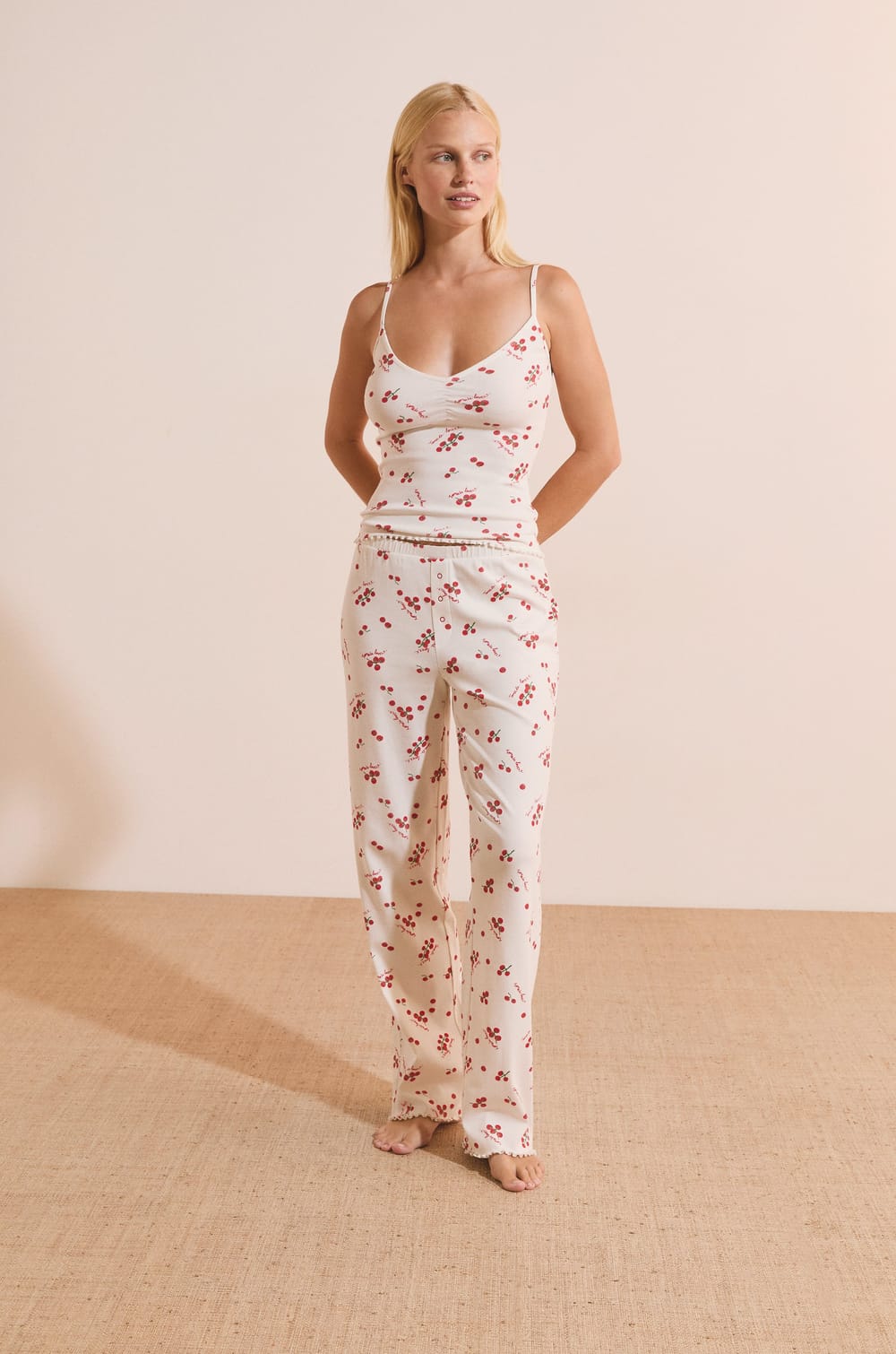 Caraco de pyjama en coton &agrave; motifs tomates;${refinementColor}