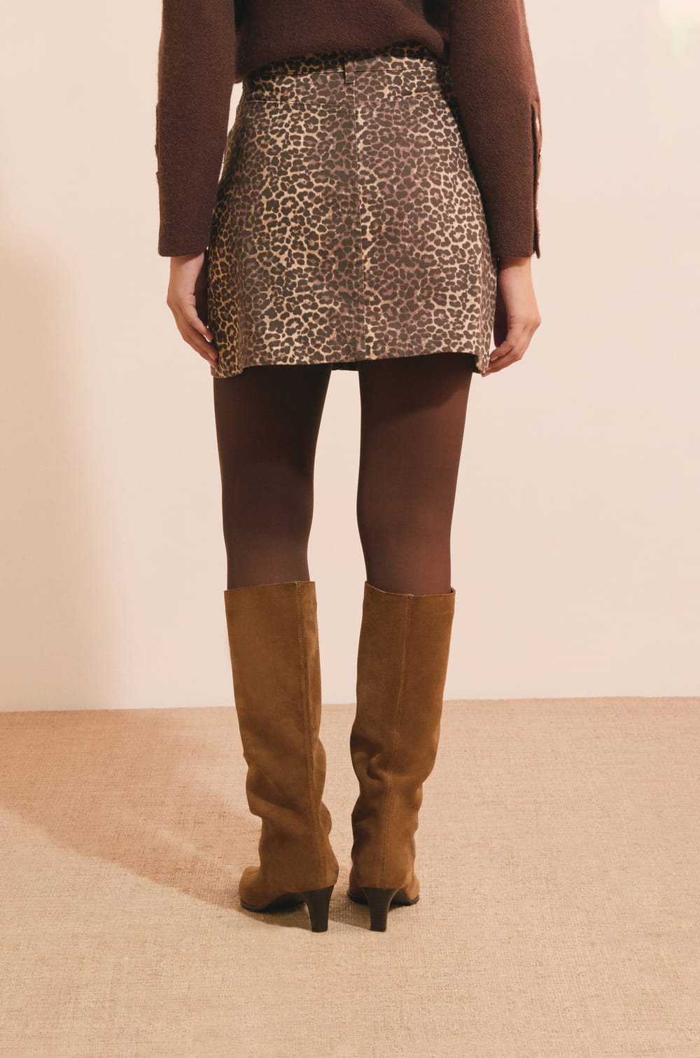Jupe courte l&eacute;opard en coton;${refinementColor}