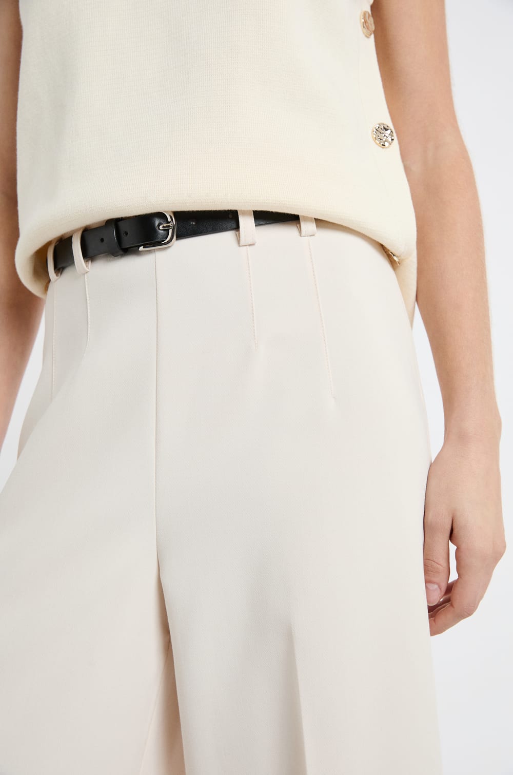 Cropped Trousers;${refinementColor}