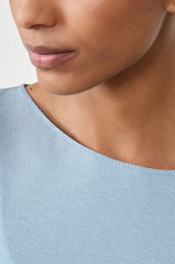 Long-sleeved boat neck T-shirt with cashmere;${refinementColor}