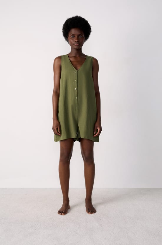 Jumpsuit corto de playa;${refinementColor}