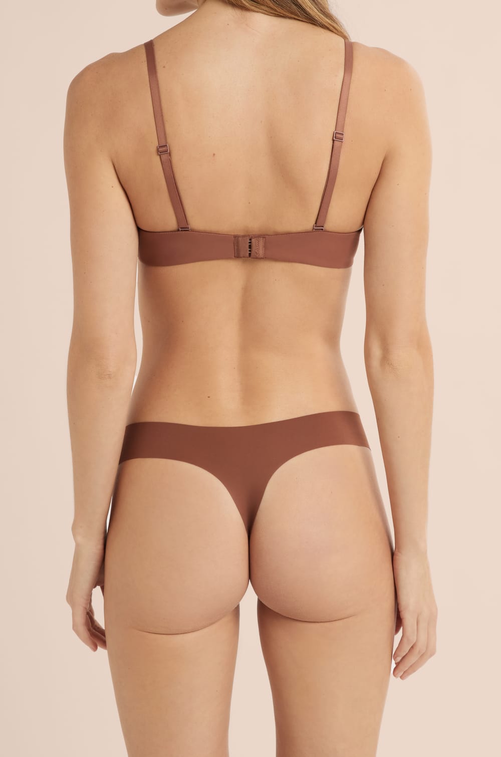 Microfibre Thong;${refinementColor}