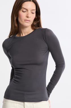 Thermal turtleneck t-shirt with wool;${refinementColor}