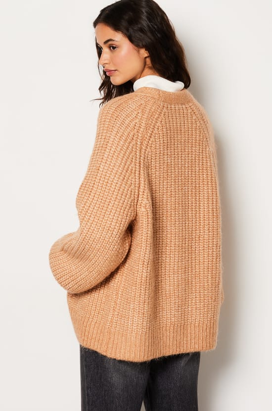 Gilet long en maille;${refinementColor}