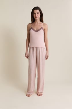 Caraco avec d&eacute;tails dentelle;${refinementColor}