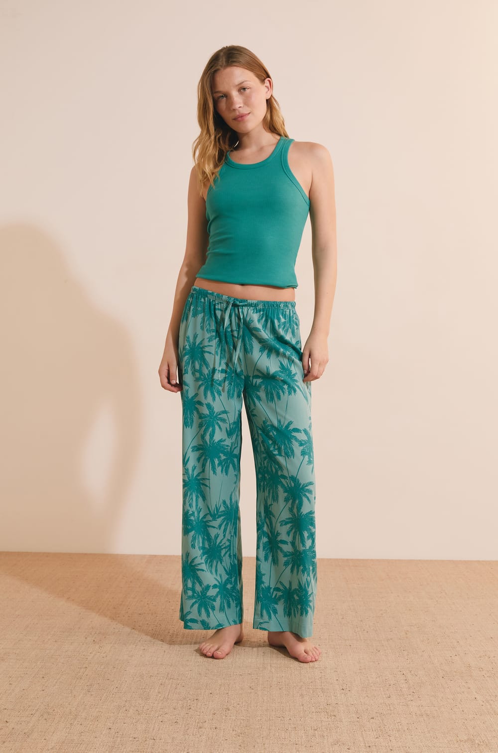 Pantalon de pyjama 7/8 &agrave; motifs;${refinementColor}