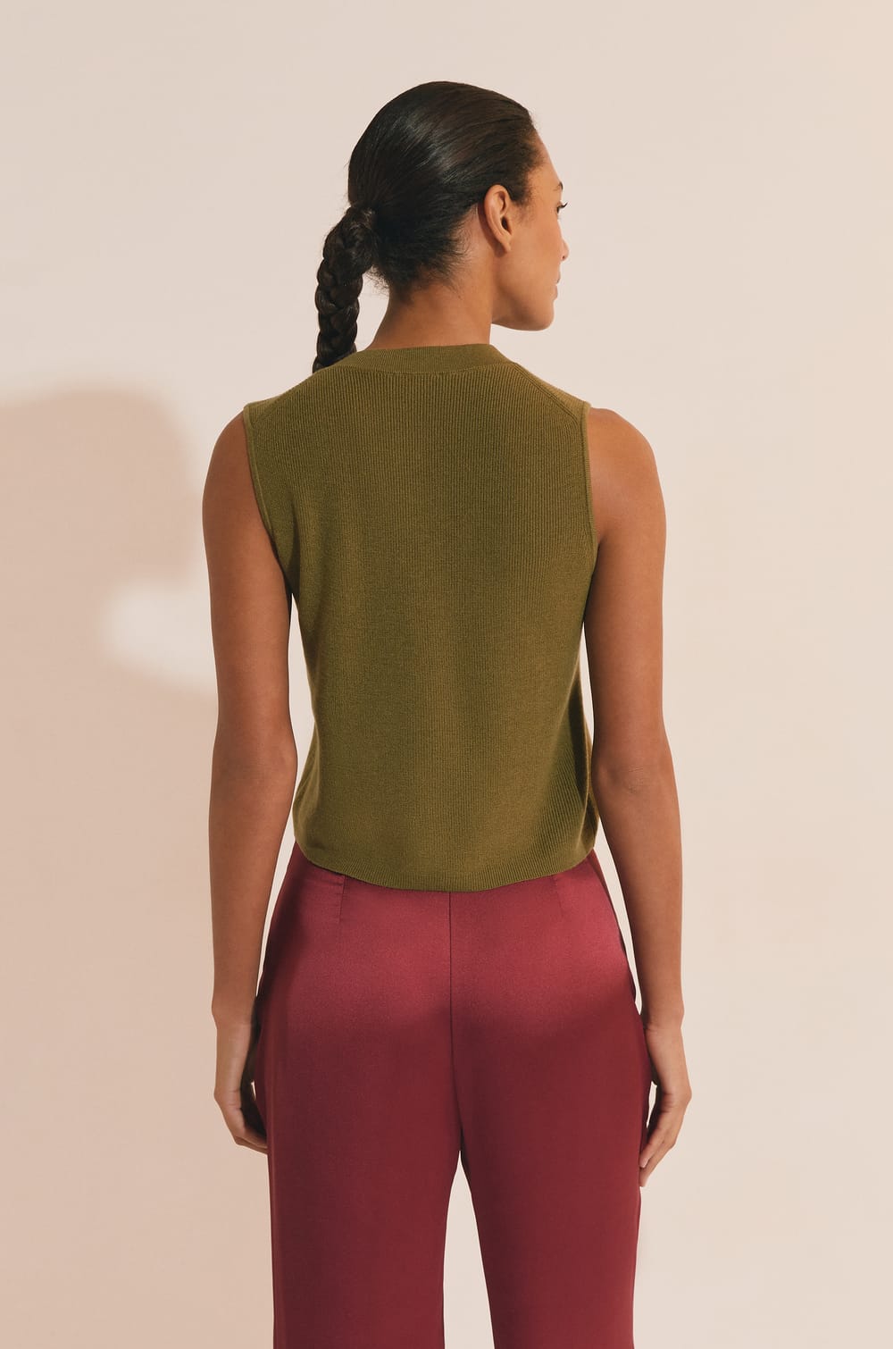 Cardigan sans manches;${refinementColor}