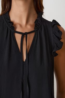 Top col V à nouer;${refinementColor}