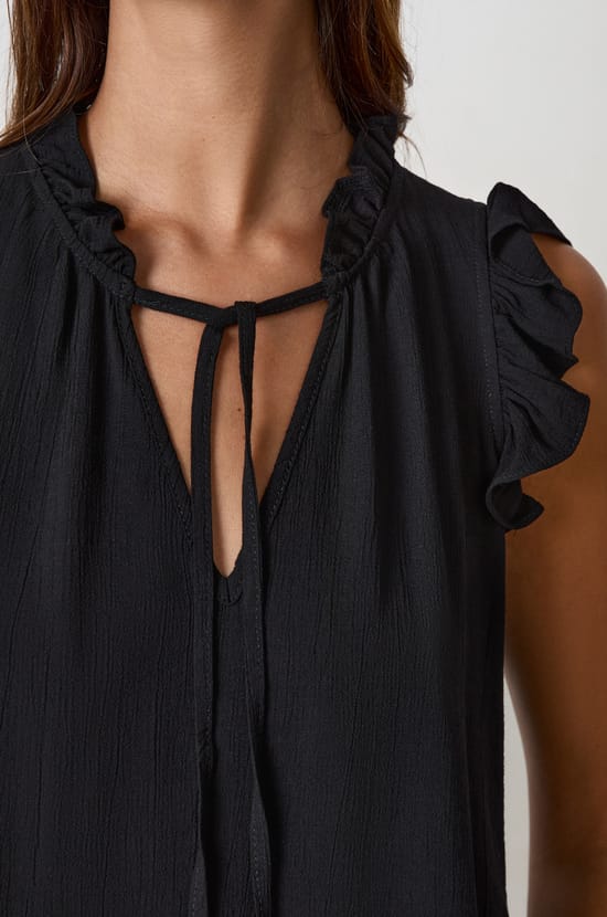 Top col V à nouer;${refinementColor}