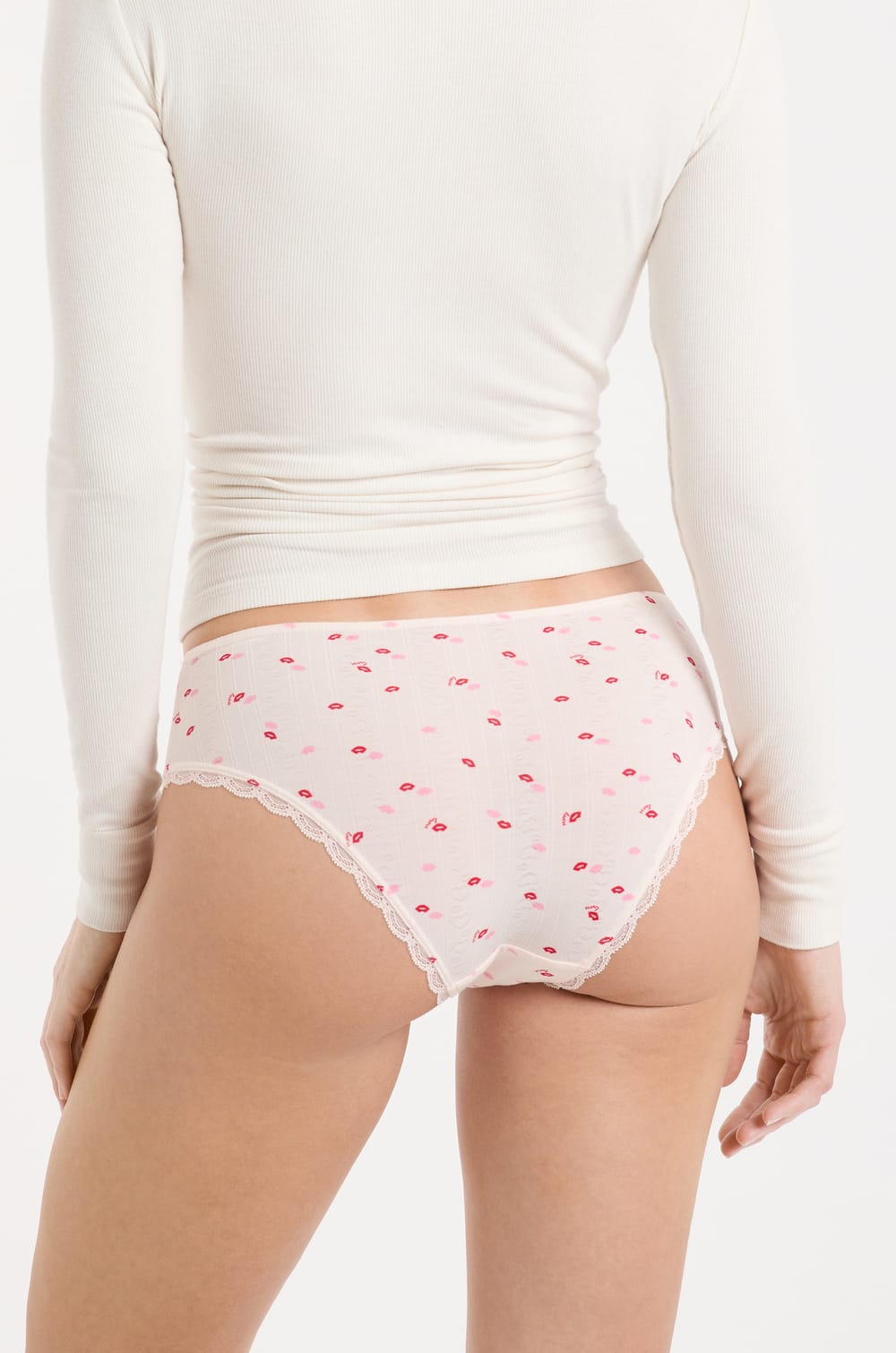 Shorty &agrave; motifs;${refinementColor}