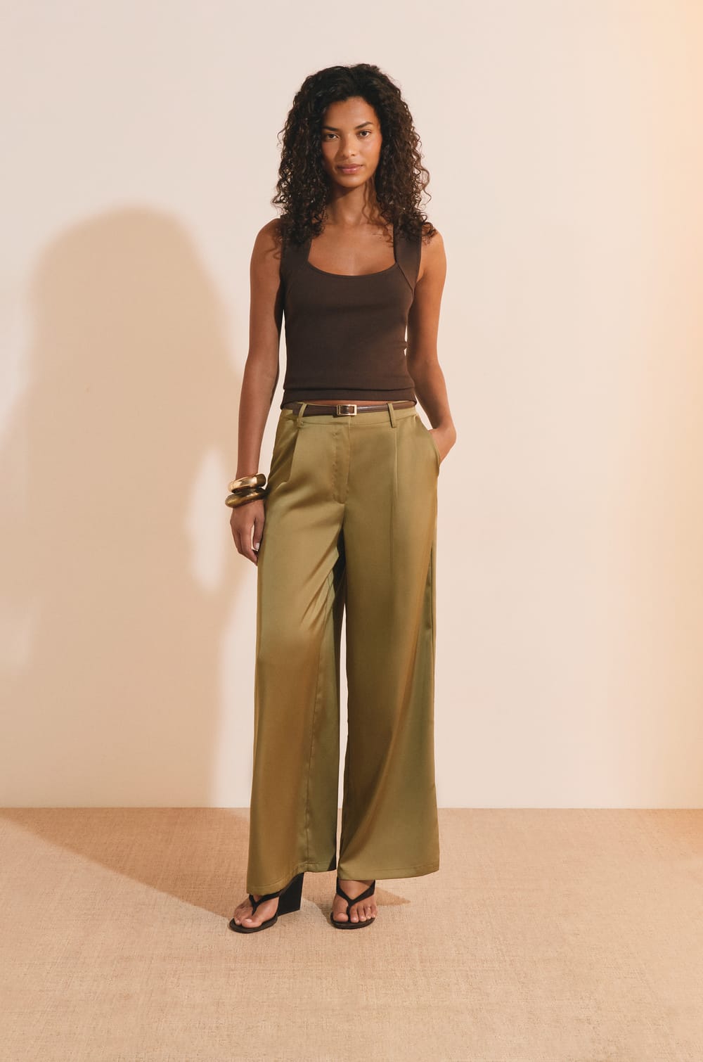 Top &agrave; col carr&eacute; en coton;${refinementColor}