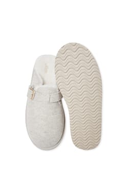 Chaussons mules;${refinementColor}