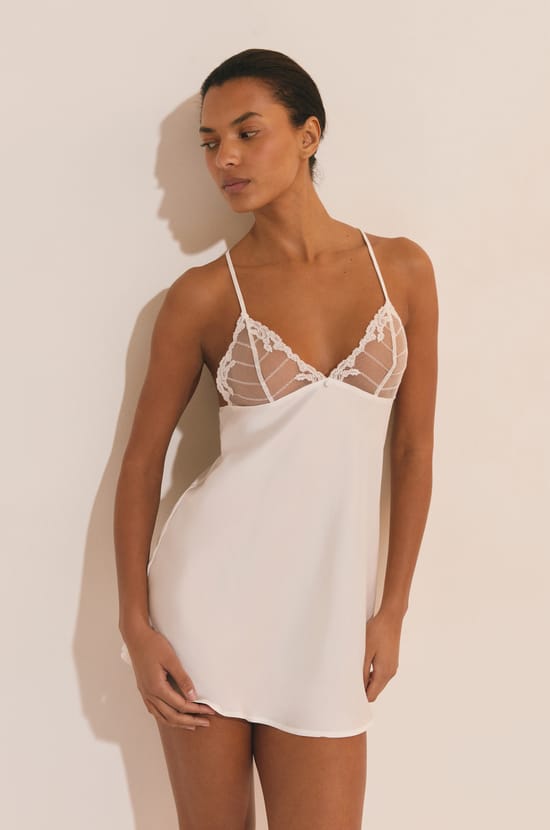 Nuisette satin&eacute;e;${refinementColor}